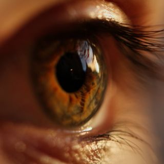 Îmbunătățește acuitatea vizuală